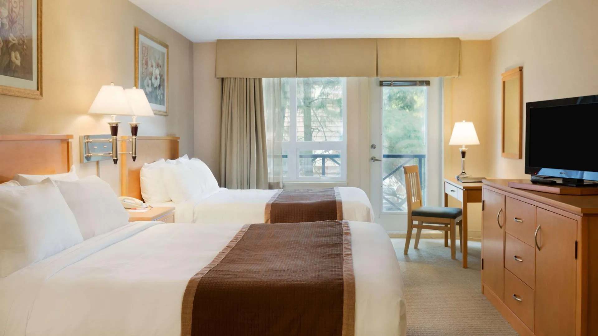 Ramada By Wyndham Nanaimo Hotel