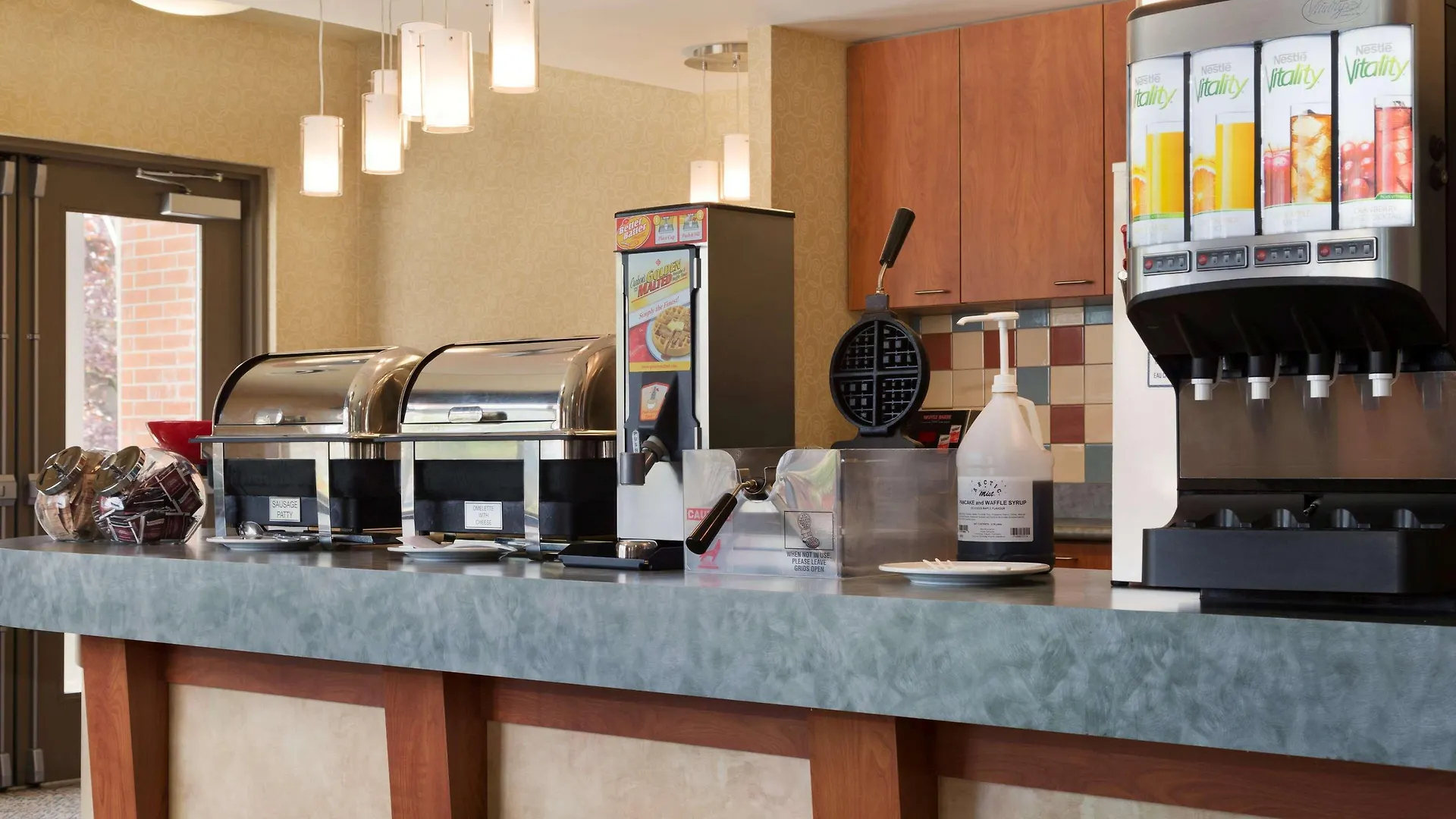 Ramada By Wyndham Nanaimo Hotel 3*,